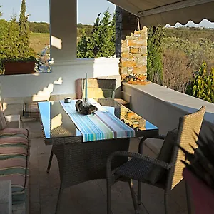 דירה Lovely Apartm.near Airport, Kardiá