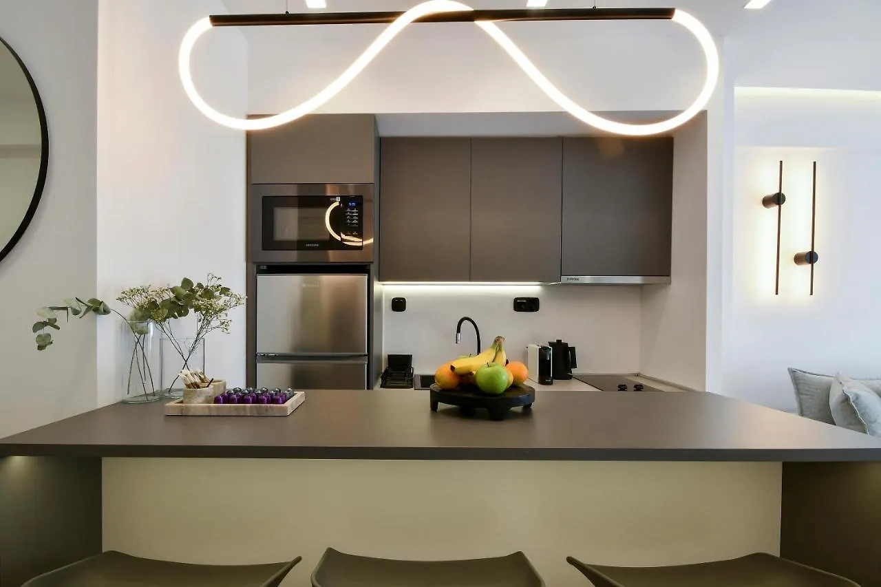 סלוניקי Luxury Downtown Apartment C2 יוון