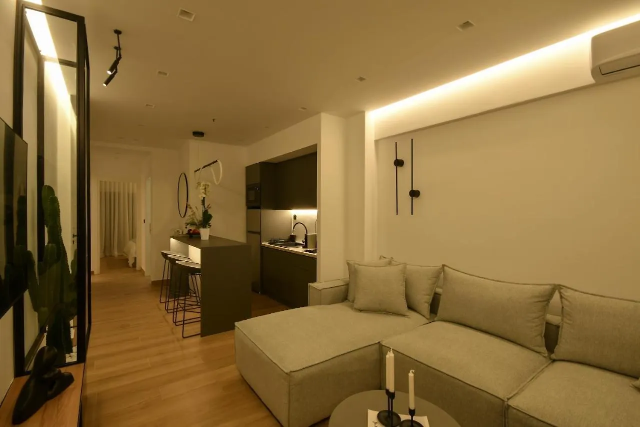 סלוניקי Luxury Downtown Apartment C2 0*,  יוון