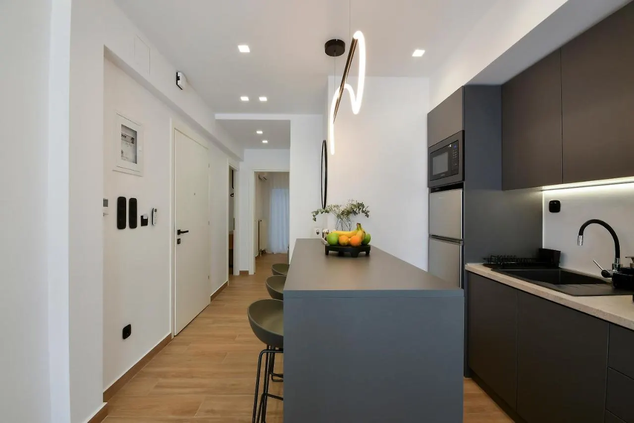סלוניקי Luxury Downtown Apartment C2